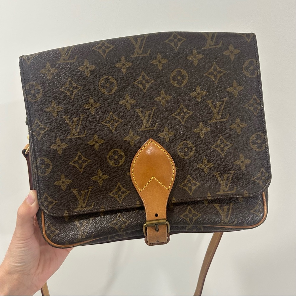 Louis Vuitton Cartouchiere  GM Messenger Bag